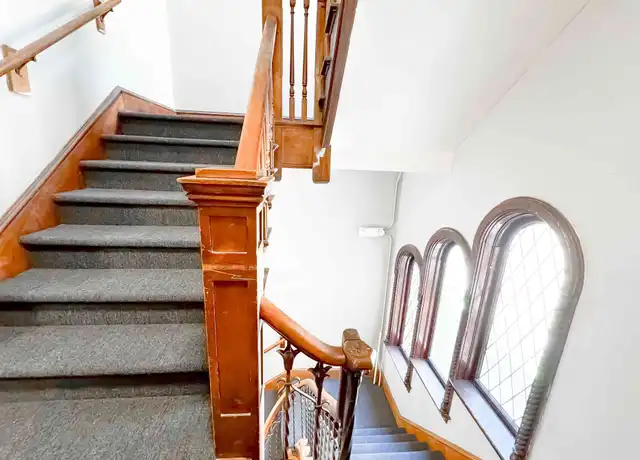 Property at 318 W 2nd St Unit 207, Flint, MI, 48502, 1 bed, 1 bath, [object Object]