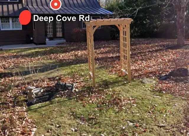 Property at 93 Deep Cv, Raymond, ME, 04071, 2 beds, 2 baths, [object Object]