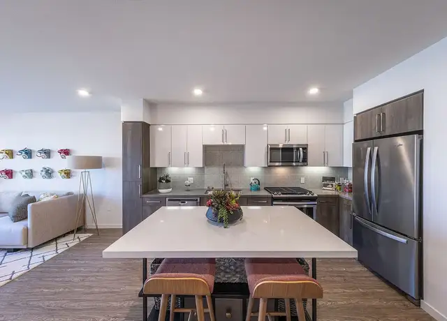 Photo of 650 E Capitol Ave, Milpitas, CA 95035