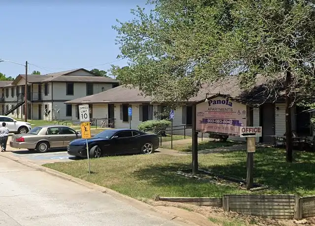 Property at 1100 S Adams St Unit 101, Carthage, TX, 75633, 2 beds, 1 bath, [object Object]