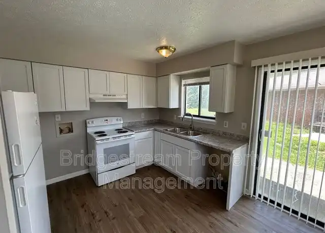 Property at 4570 Waynedale Cir, Dayton, OH, 45424, 2 beds, 1 bath, [object Object]
