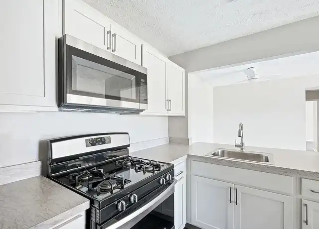 Property at Cherry Tree Village Apartments - 9250 Cherry Tree Dr, Strongsville, OH, 44136, 2 beds, 1-2 bath, [object Object]