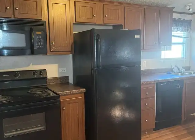 Property at 2 bed 2 bath Units, Fully Furnished, All Bills Paid - Redbud St, Pecos, TX, 79772, 2 beds, 2 baths, [object Object]
