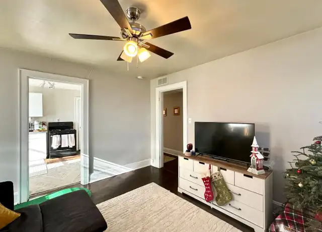 Property at 1029 Dana Ave Unit 5, Cincinnati, OH, 45229, 3 beds, 1 bath, [object Object]