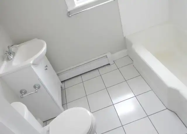 Property at 19 Saint Clements Rd, Medford, MA, 02155, 3 beds, 1 bath, [object Object]