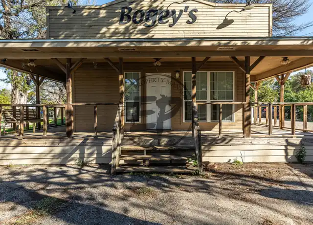 Property at 113 County Road 1604, Clifton, TX, 76634, 1 bed, 1 bath, [object Object]