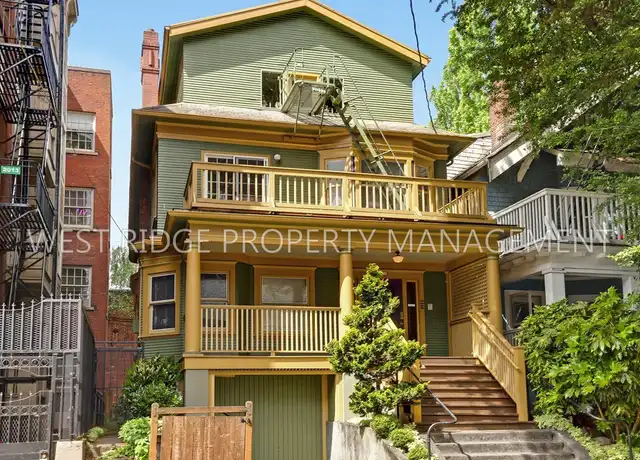 Property at 133 NW Trinity Pl #4, Portland, OR, 97209, 2 beds, 1 bath, [object Object]