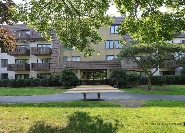 Property at 12900 W Heiden Cir #4206, Lake Bluff, IL, 60044, 3 beds, 2 baths, [object Object]
