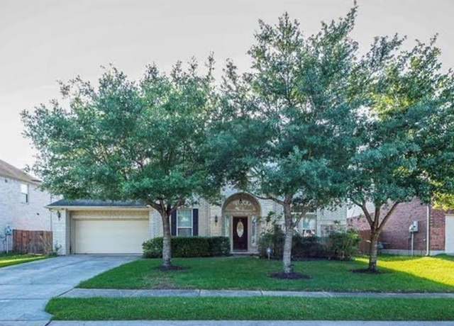 Photo of 3106 Mossy Trail Ln, Pearland, TX 77584