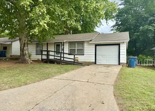 Property at 1008 S Locust Dr, Oklahoma City, OK, 73110, 2 beds, 1 bath, [object Object]