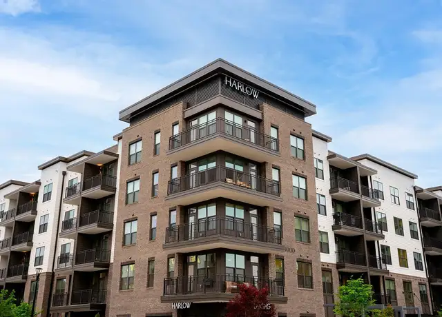 Photo of 2100 Cobb Pkwy SE, Smyrna, GA 30080