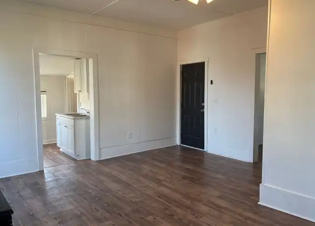 Property at 700 N High St Unit 3, Winchester, TN, 37398, 1 bed, 1 bath, [object Object]