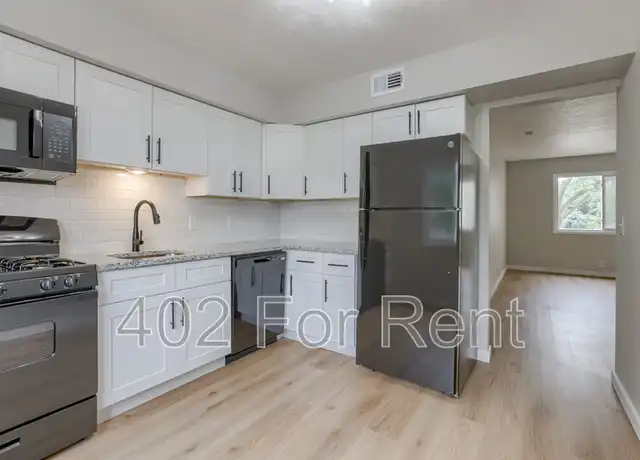 Property at 4715 Davenport St Unit 7, Omaha, NE, 68132, 1 bed, 1 bath, [object Object]