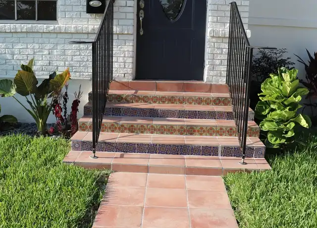 Property at 2502 SW 27th St, Miami, FL, 33133, 2 beds, 1 bath, [object Object]