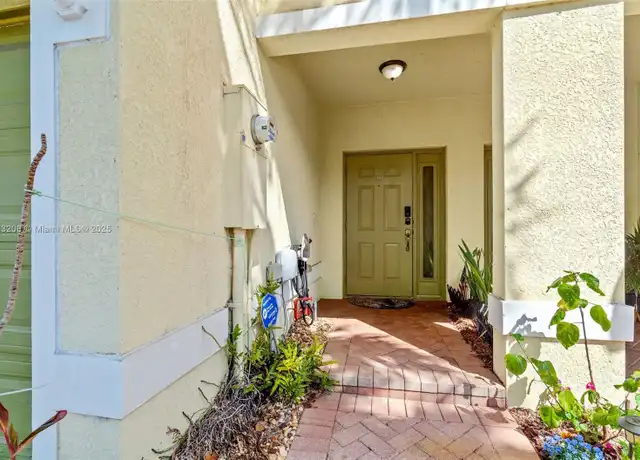 Property at 2429 NW 31st Ct, Oakland Park, FL, 33309, 2 beds, 2.5 baths, [object Object]