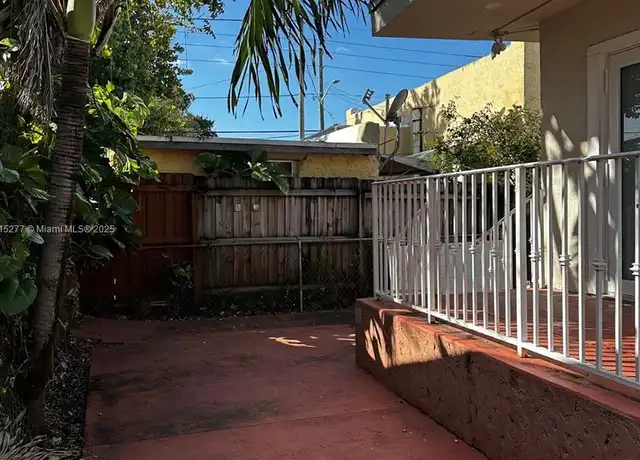 Property at 1870 NW 5th St, Miami, FL, 33125, 1 bed, 1 bath, [object Object]