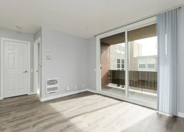 Property at 1565 Madison St Unit 308, Oakland, CA, 94612, 1 bed, 1 bath, [object Object]