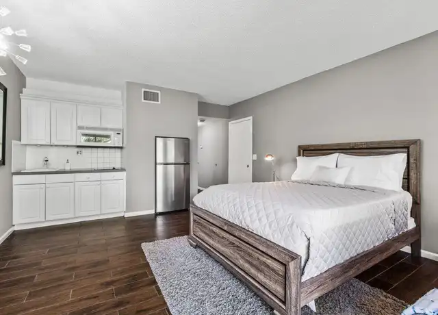 Property at 11863 Wimbledon Cir #407, Wellington, FL, 33414, 1 bed, 1 bath, [object Object]