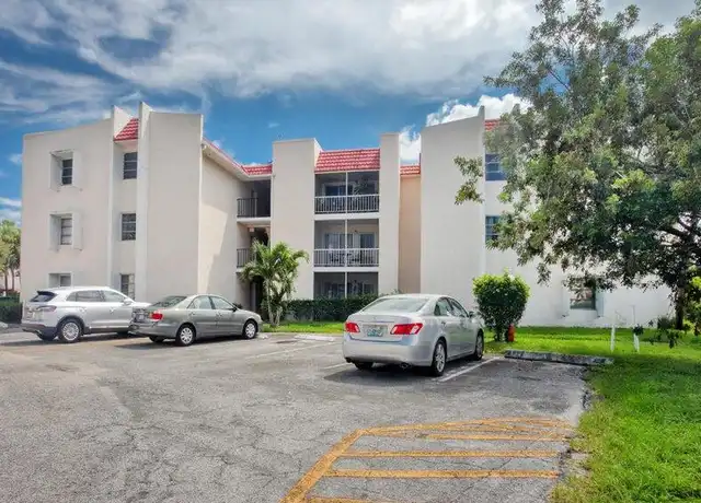Property at 602 NW 13th St #18, Boca Raton, FL, 33486, 2 beds, 2 baths, [object Object]