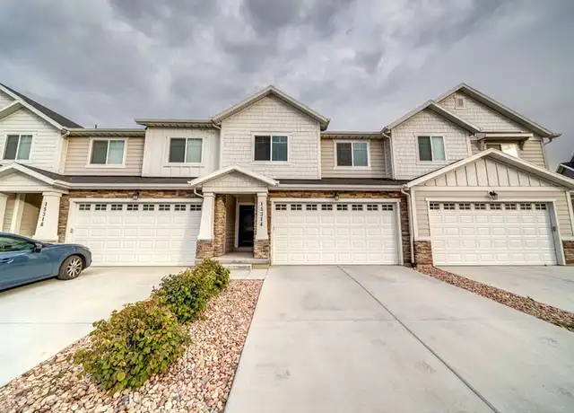 Property at 15313 S Tarawa Dr, Bluffdale, UT, 84065, 4 beds, 2.5 baths, [object Object]