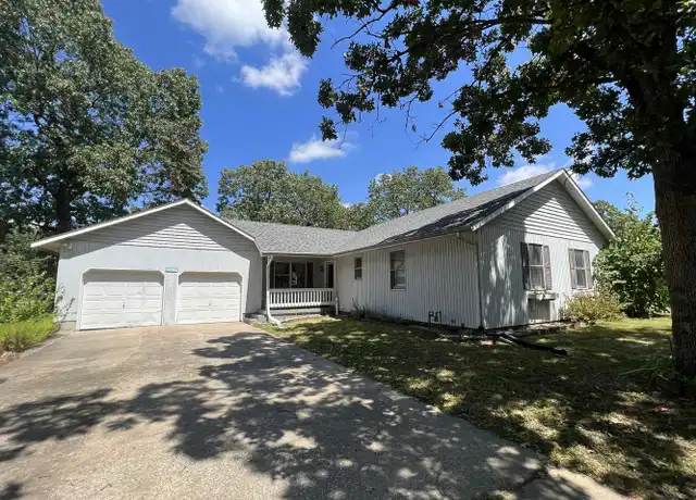 Property at 1701 Hickory Hills Dr, Joplin, MO, 64801, 6 beds, 2.5 baths, [object Object]