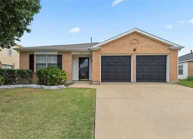 Property at 6718 Ambercrest Dr, Arlington, TX, 76002, 3 beds, 2 baths, [object Object]