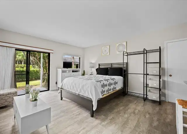 Property at 11863 Wimbledon Cir #428, Wellington, FL, 33414, 1 bed, 1 bath, [object Object]