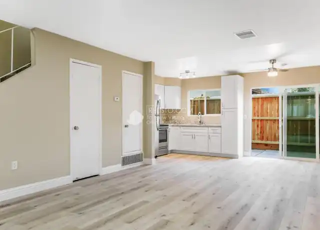 Property at 3120 Delaware Ave, Stockton, CA, 95204, 2 beds, 1 bath, [object Object]