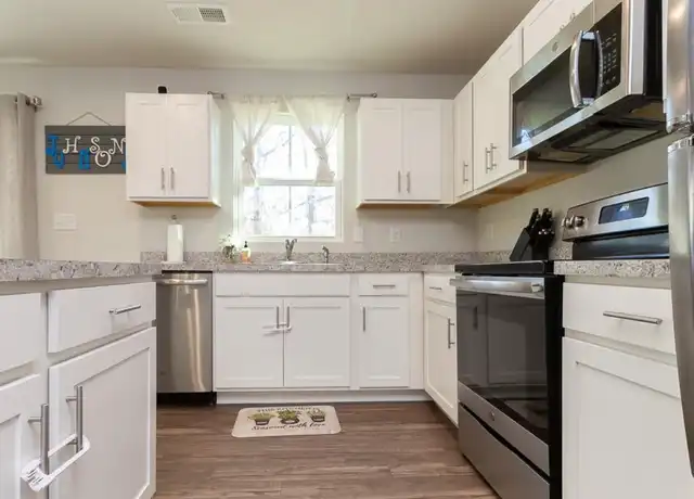 Property at 1203 Lakeview Cove, Smithfield, VA, 23430, 3 beds, 2 baths, [object Object]