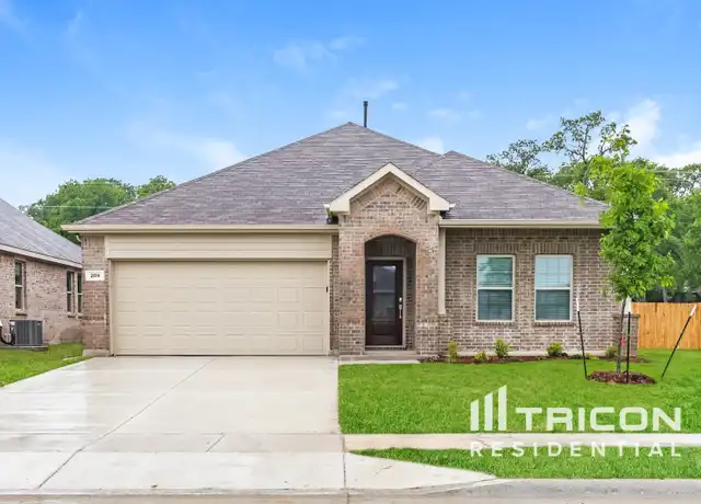 Property at 209 Post Oak St, Azle, TX, 76020, 4 beds, 2 baths, [object Object]