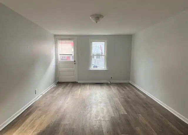 Property at 431 Lafayette St, Lancaster, PA, 17603, 2 beds, 1 bath, [object Object]