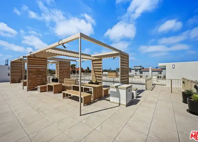 Property at 1600 Venice Blvd Unit 102, Venice, CA, 90291, 1 bed, 1 bath, [object Object]