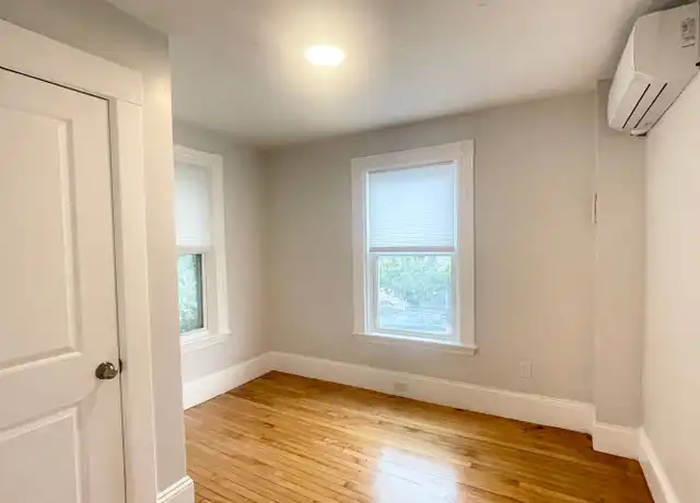 Property at 129 Old Colony Ave Unit 2, Quincy, MA, 02170, 3 beds, 2 baths, [object Object]