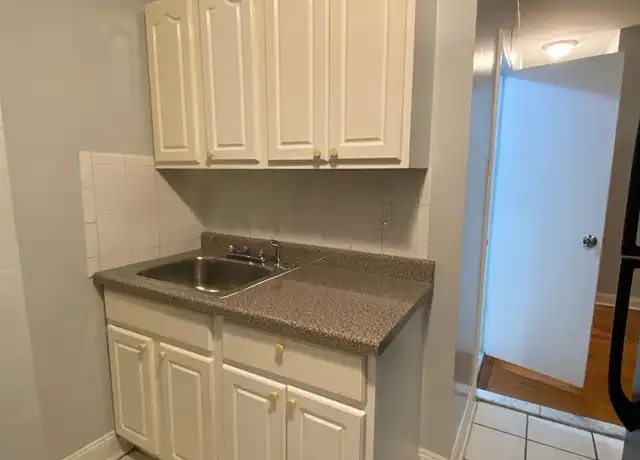 Property at 1106 New York Ave Unit 07, Union City, NJ, 07087, 1 bed, 1 bath, [object Object]