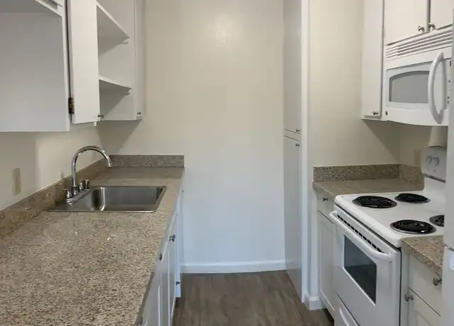 Property at 268 Douglas St Unit 268I, Petaluma, CA, 94952, 1 bed, 1 bath, [object Object]