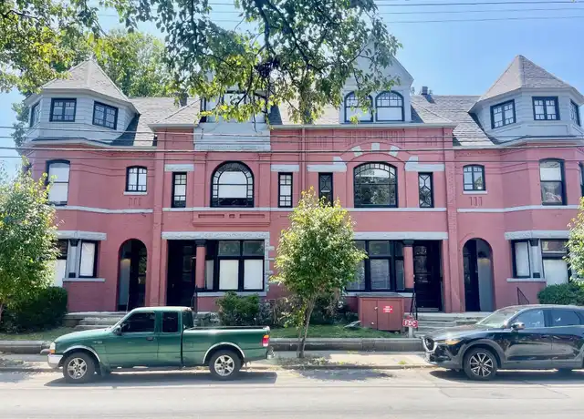 Property at 110 W Oak St Unit 3, Louisville, KY, 40203, 3 beds, 1 bath, [object Object]