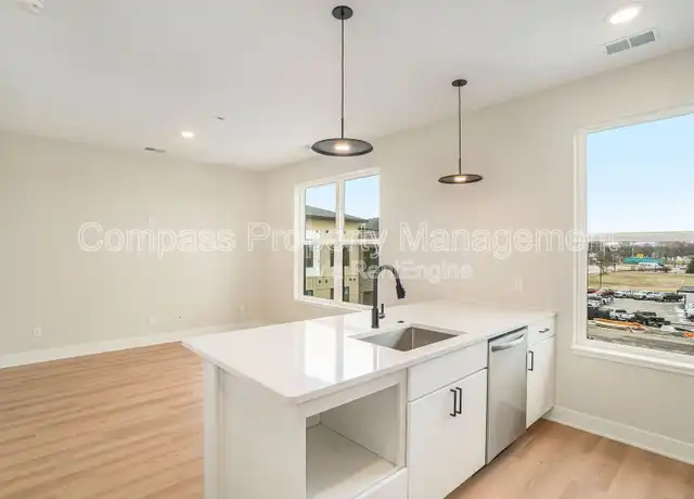 Property at 5477 32nd Ave Unit 304, Hudsonville, MI, 49426, 1 bed, 1 bath, [object Object]