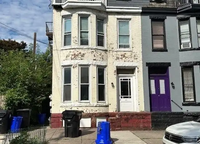 Property at 1602 Green St Unit 1R, Harrisburg, PA, 17102, 1 bed, 1 bath, [object Object]