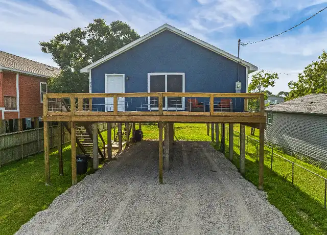 Property at 1030 12th St, Dickinson, TX, 77539, 2 beds, 1 bath, [object Object]