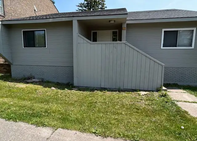 Property at 1526 E Superior St Unit 4, Duluth, MN, 55812, 0 beds, 1 bath, [object Object]
