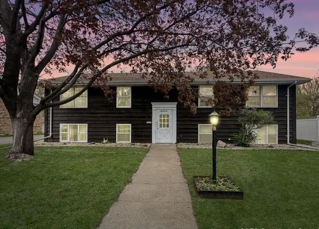 Property at 2050 Pike Lake Dr Unit 1, New Brighton, MN, 55112, 1 bed, 1 bath, [object Object]
