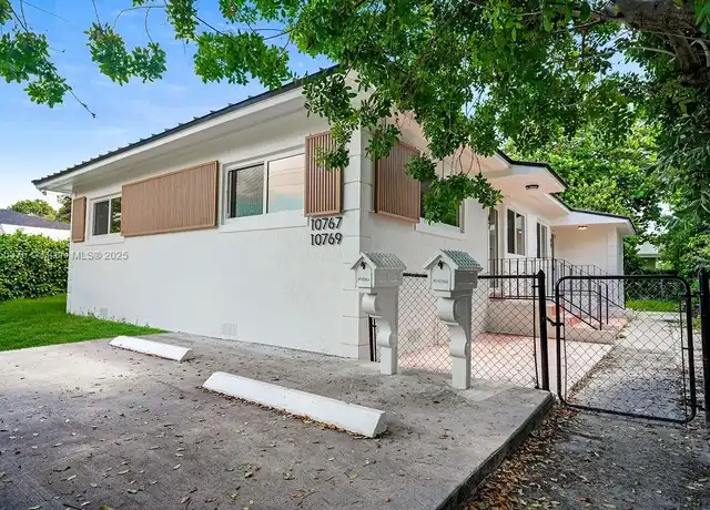 Property at 10769 NE 2nd Ave Unit 2, Miami, FL, 33161, 2 beds, 1 bath, [object Object]