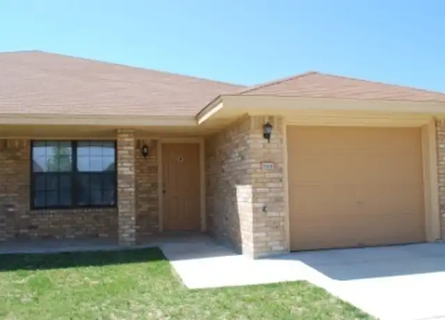 Property at 910 Crymes Ln, Harker Heights, TX, 76548, 3 beds, 2 baths, [object Object]
