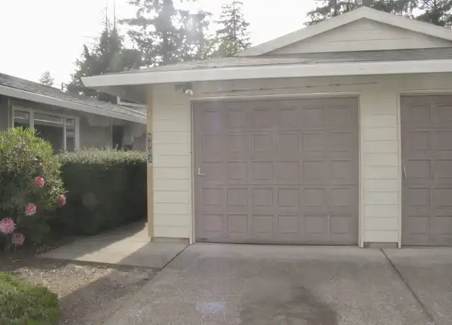 Property at 9303 SW 91st Ave Unit 9305, Portland, OR, 97223, 2 beds, 1.5 baths, [object Object]
