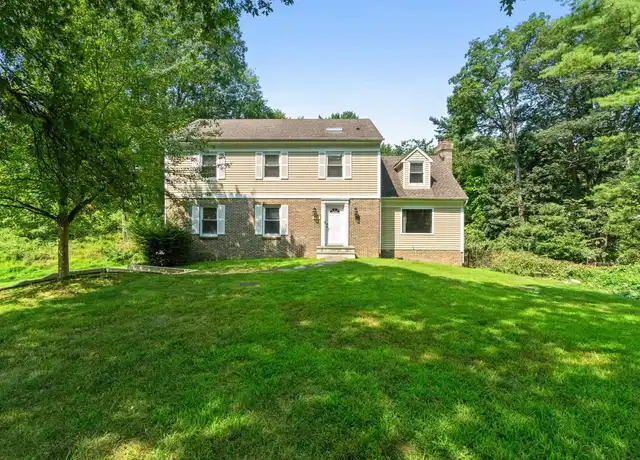 Property at 215 Oak Ave, Wyckoff, NJ, 07481, 4 beds, 2 baths, [object Object]