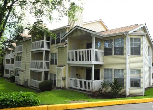 Property at Cottage Woods Apartments - 4025 Southcenter Blvd, Tukwila, WA, 98188, 1 bed, 1 bath, [object Object]