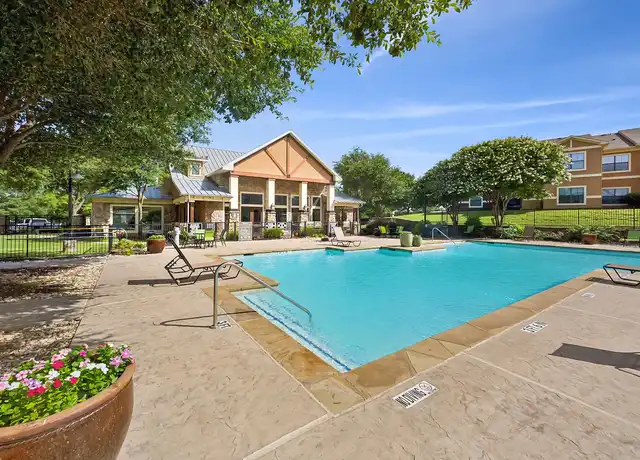 Property at The Residences Of Holland Lake - 1650 Holland Lake Dr, Weatherford, TX, 76086, 1 bed, 1 bath, [object Object]