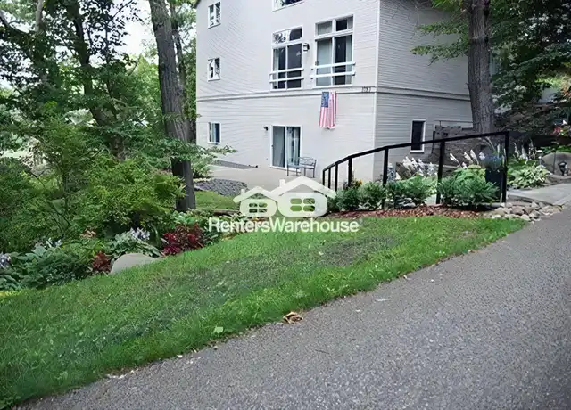 Property at 3750 Pilot Knob Rd, Saint Paul, MN, 55122, 2 beds, 1 bath, [object Object]