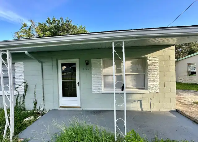 Property at 1107 E Main St, Leesburg, FL, 34748, 3 beds, 1 bath, [object Object]