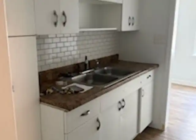 Property at 3733 Warrensville Center Rd Unit 49-03, Shaker Heights, OH, 44122, 1 bed, 1 bath, [object Object]